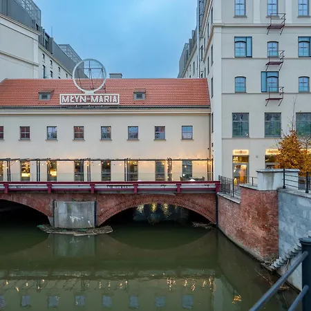 Alemlyn - Na Wyspie Slodowej, Z Balkonem I Pieknym Widokiem- Spaceapart * Βρότσλαβ